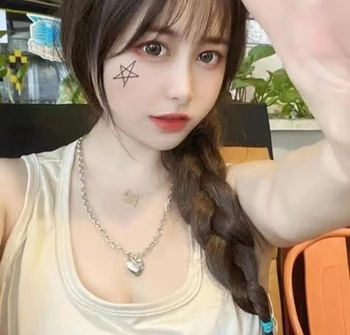 体验感还不错的长腿少妇