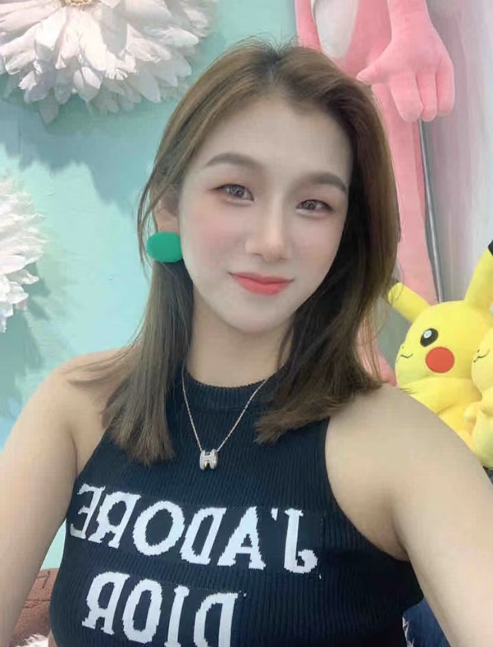 屁股大大的少妇