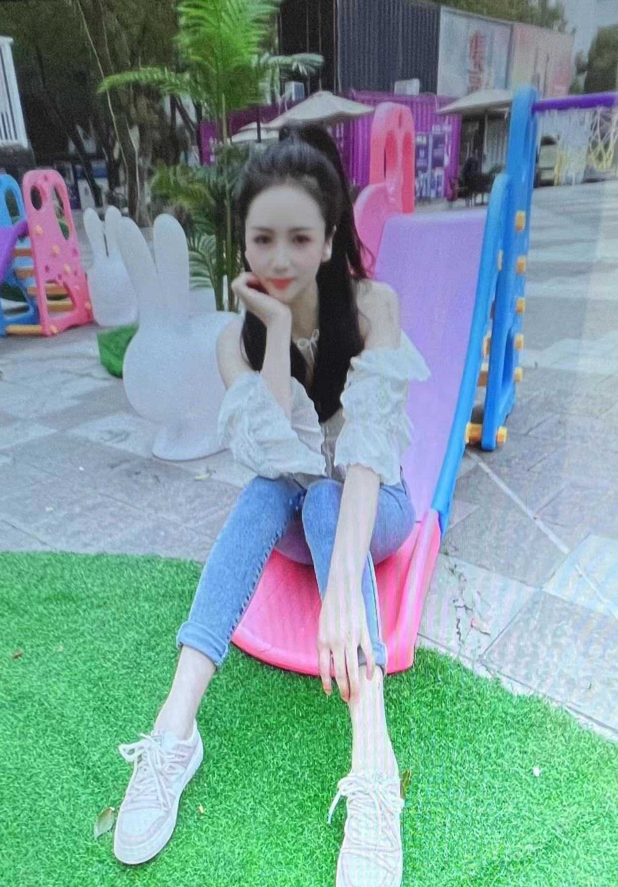 QT服务吹来弹唱