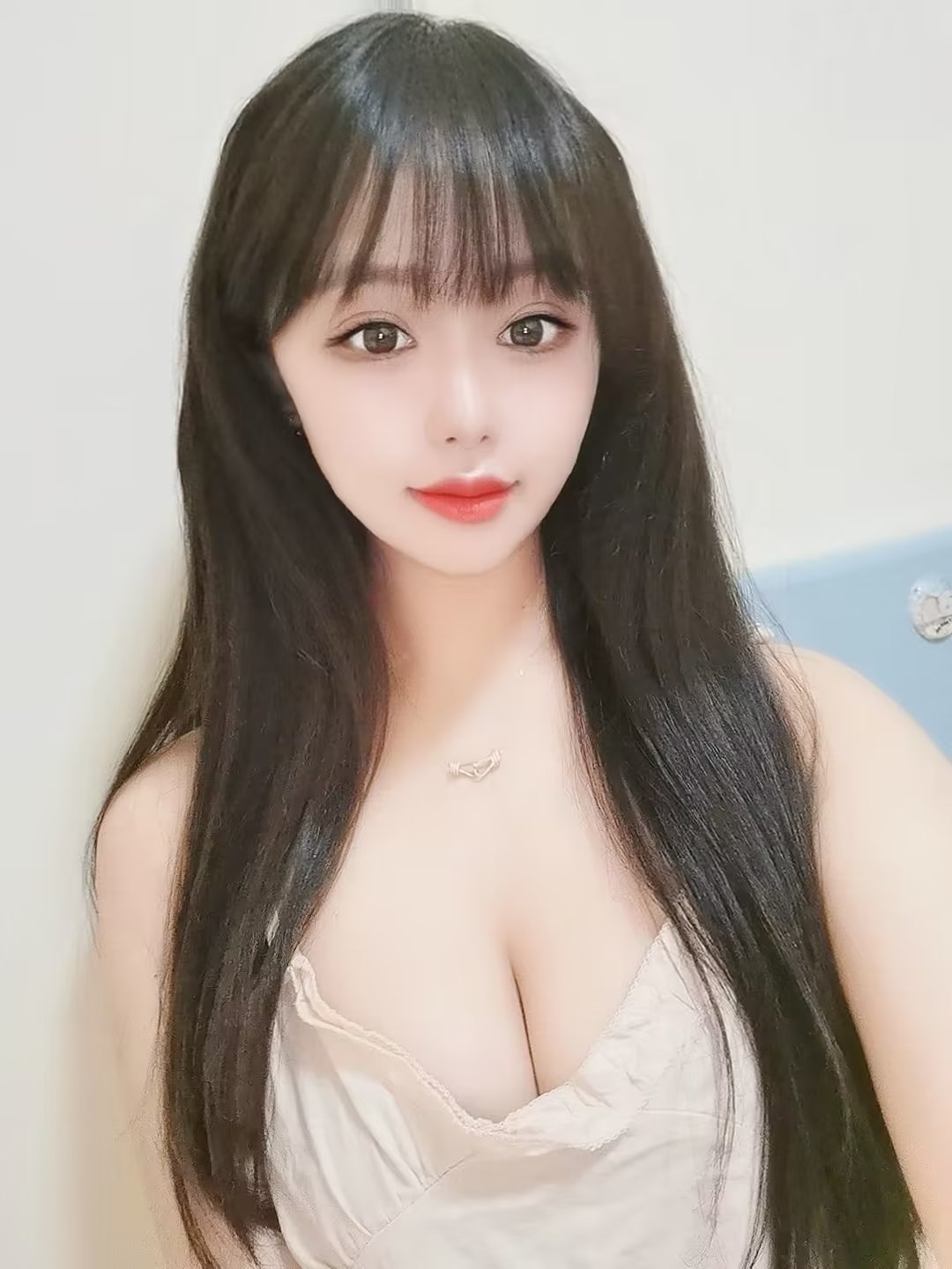 兼职妹妹，洛洛(假赔)