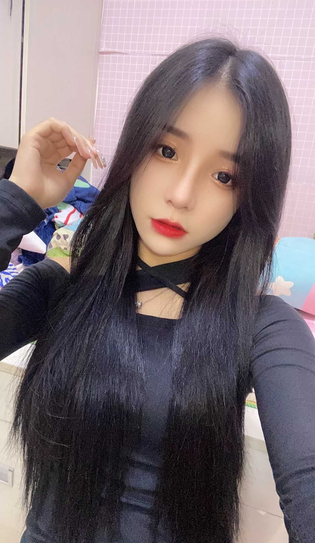 东莞虎门清纯妹子舌头游走全身会夹会吸