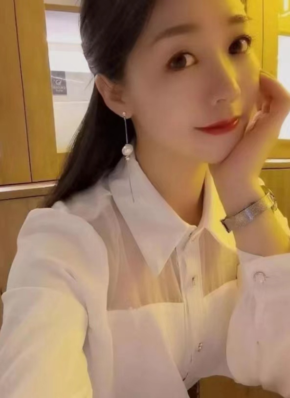 颜值真的很赞的气质女