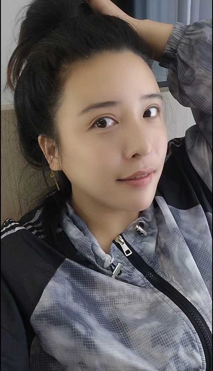 KH， 做~ai，漫游，陪浴，丝袜