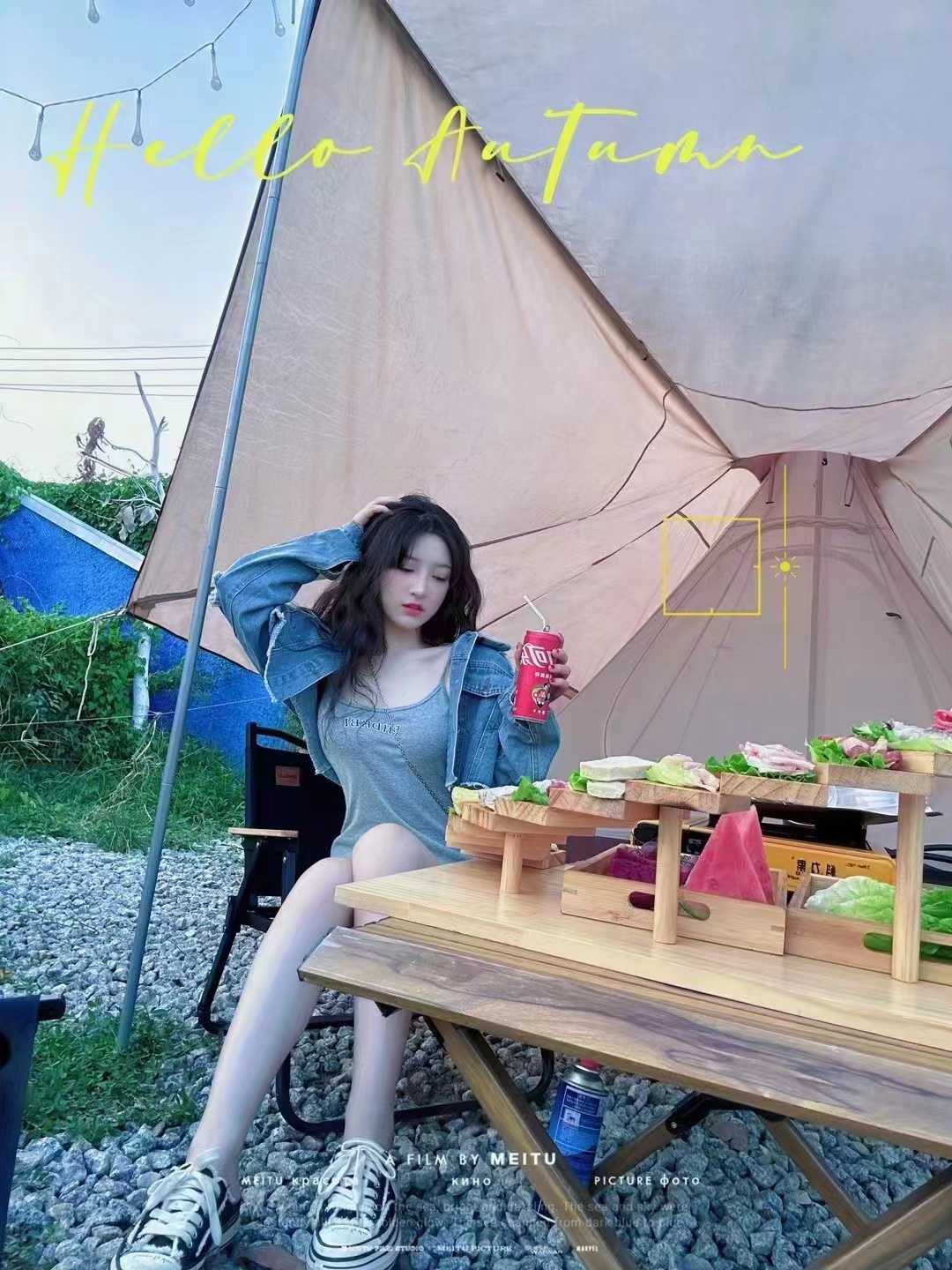 热情似火，长相甜美可爱