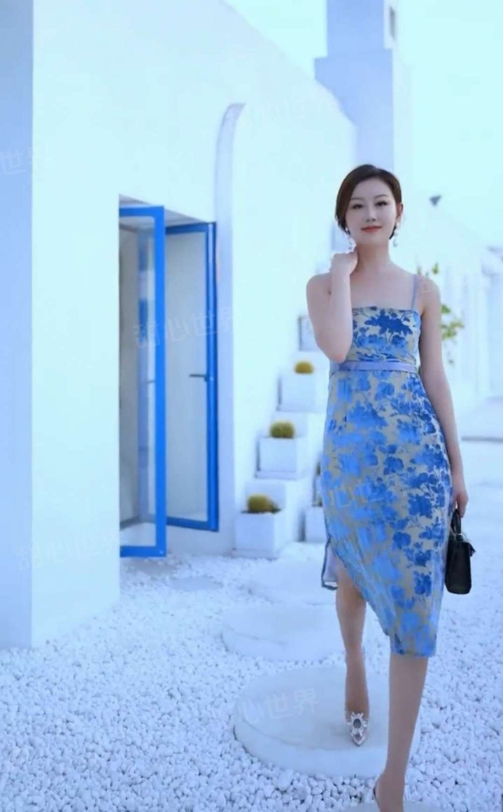 南门的大车灯体验回来