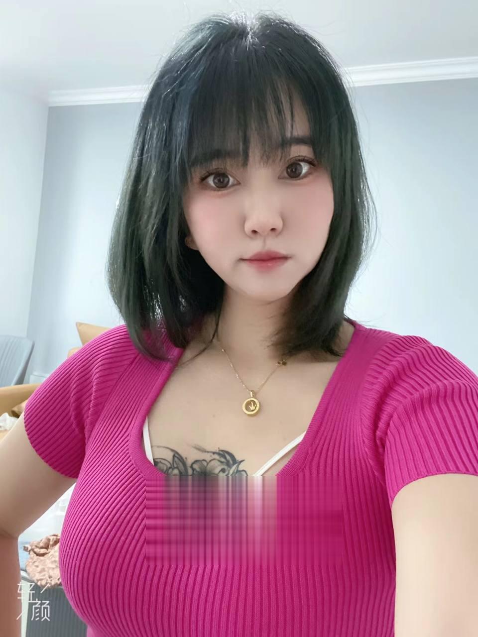 小旗子的黑丝诱惑