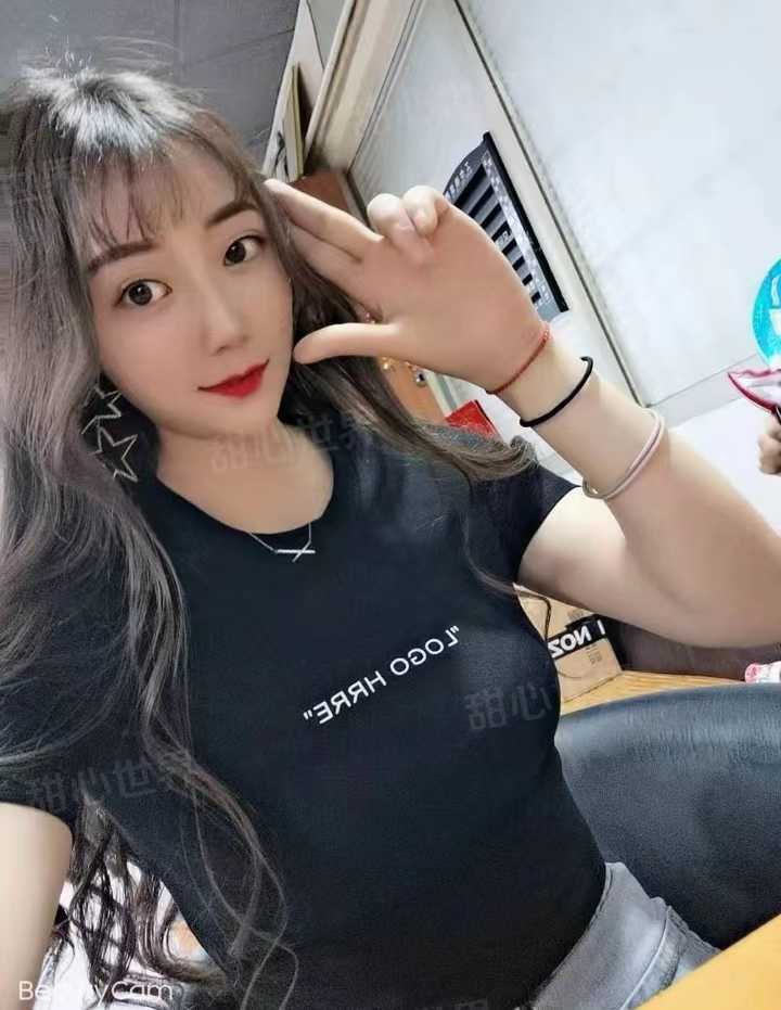 KH一流的大胸妹