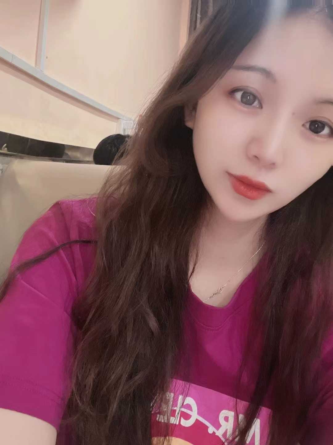 嫩妹儿，听指挥，服务爽快