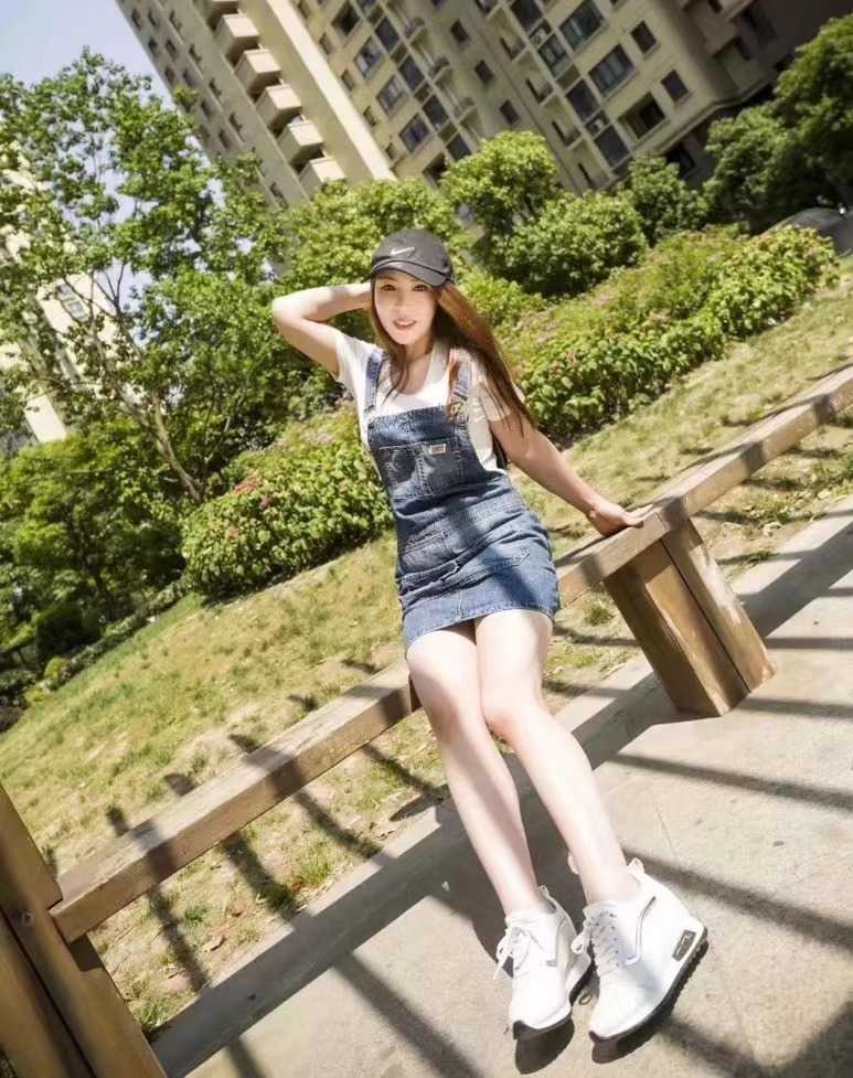 徐汇区 本本，爱健身的大胸妹子，身材倍儿好