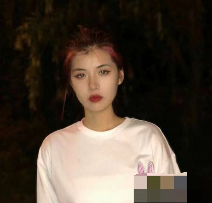 极品大胸妹子，乳交非常爽，还会一直叫爸爸