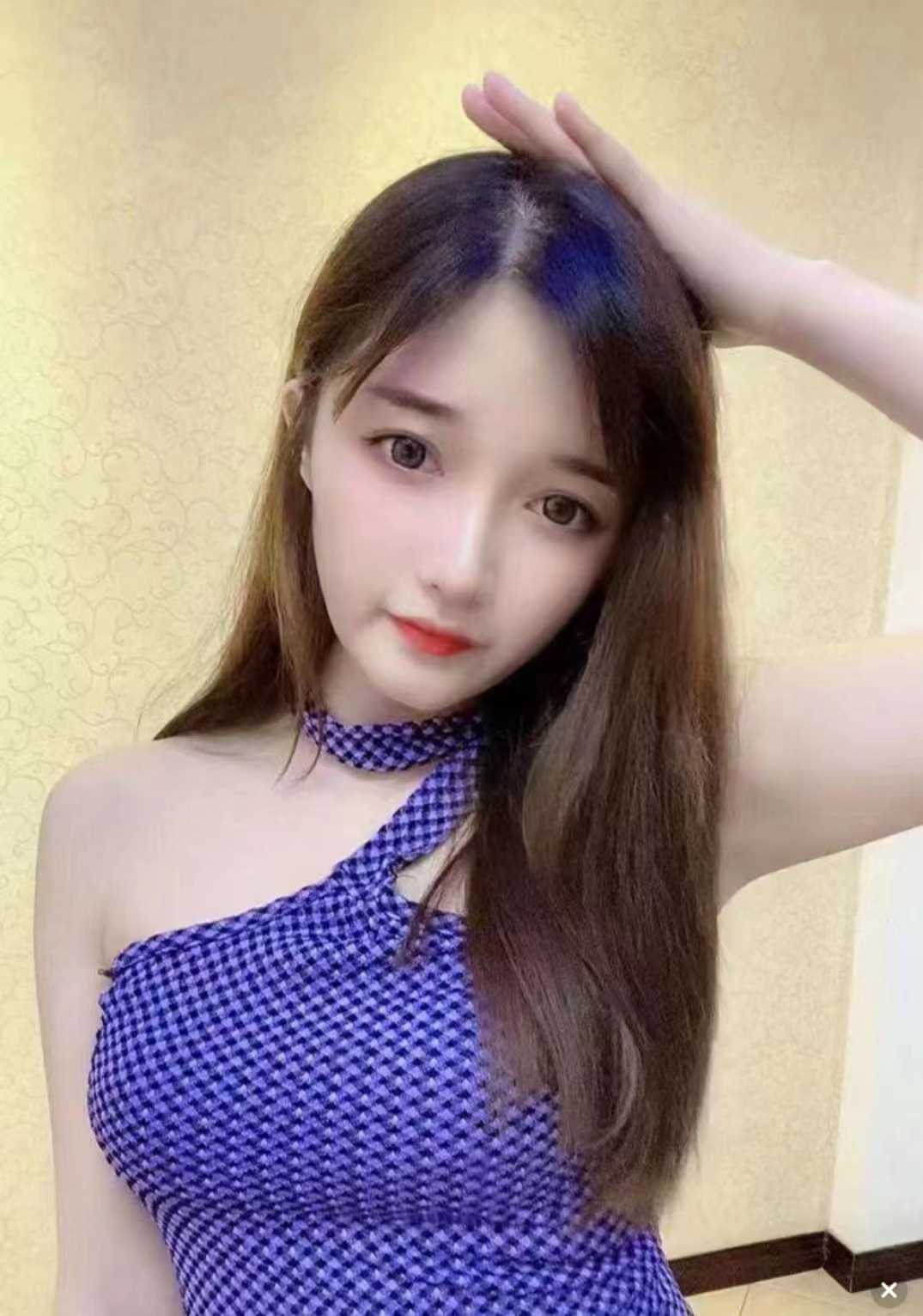 身材棒长相好，特别Sao气