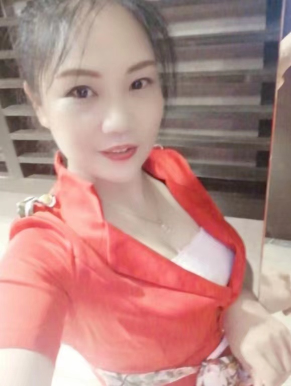 微胖性价比少妇