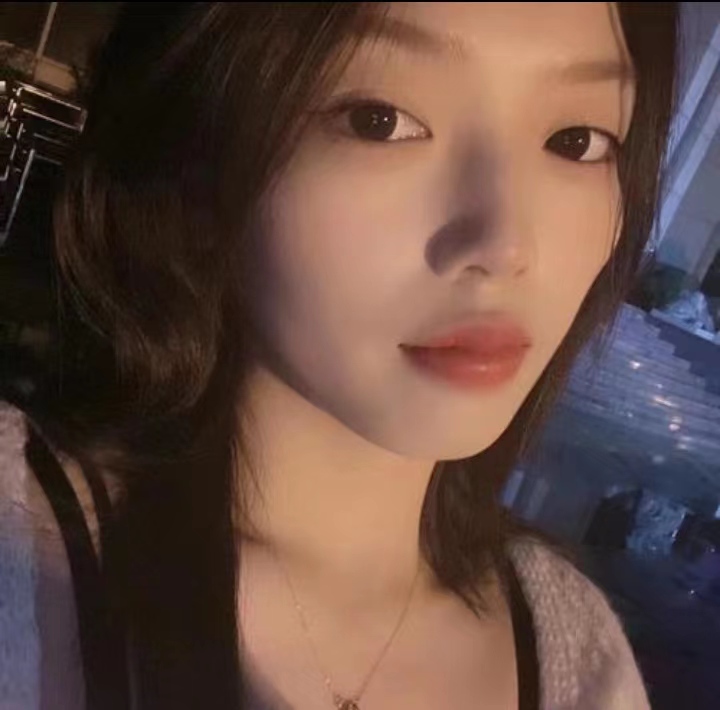 纯欲的邻家小妹