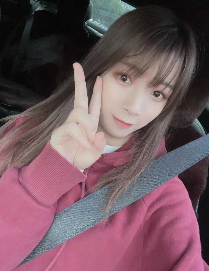 很嫩很润的妹子