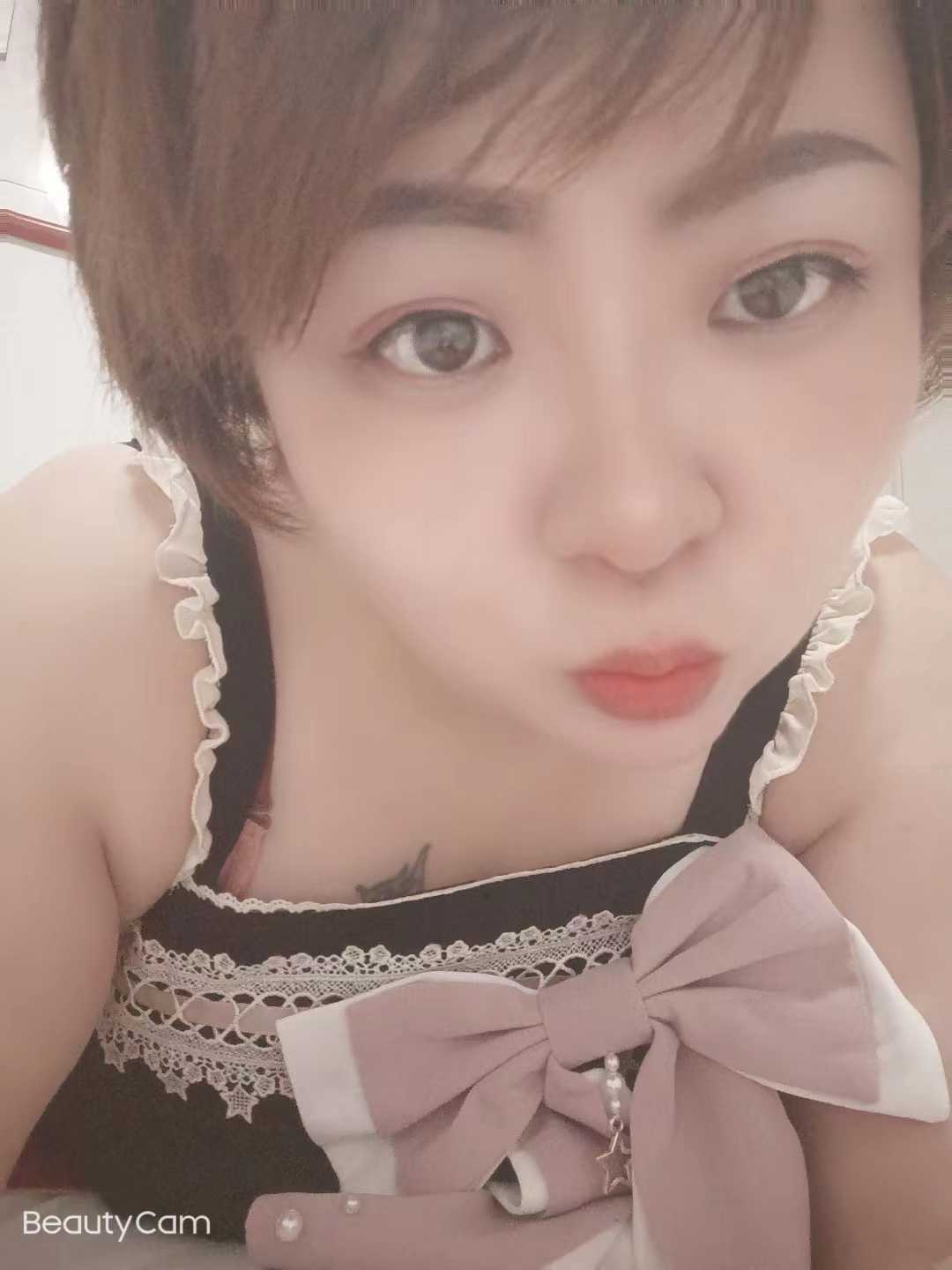 天生白虎，丰满少妇