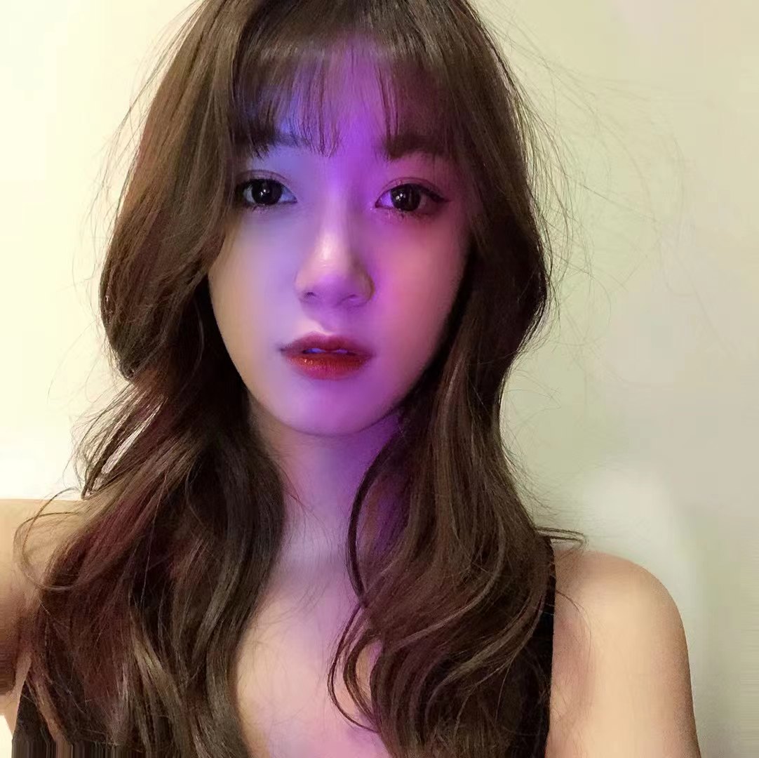 分享个高颜值身材性感的小仙女