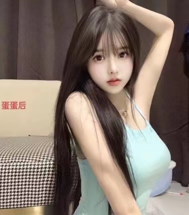 年轻漂亮的小妹