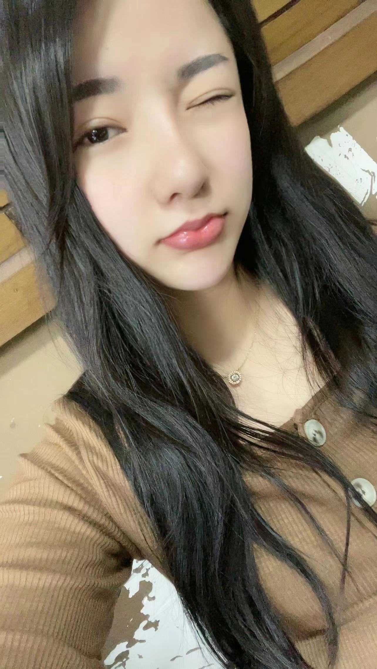 可空降的高颜值小姐姐