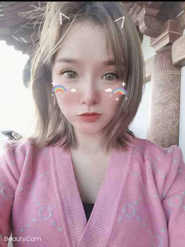 性感SaoSao的外表