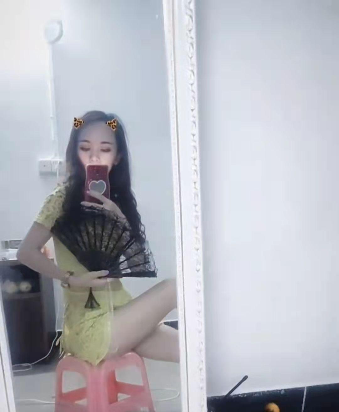 体验一个东莞正货大美女小叶