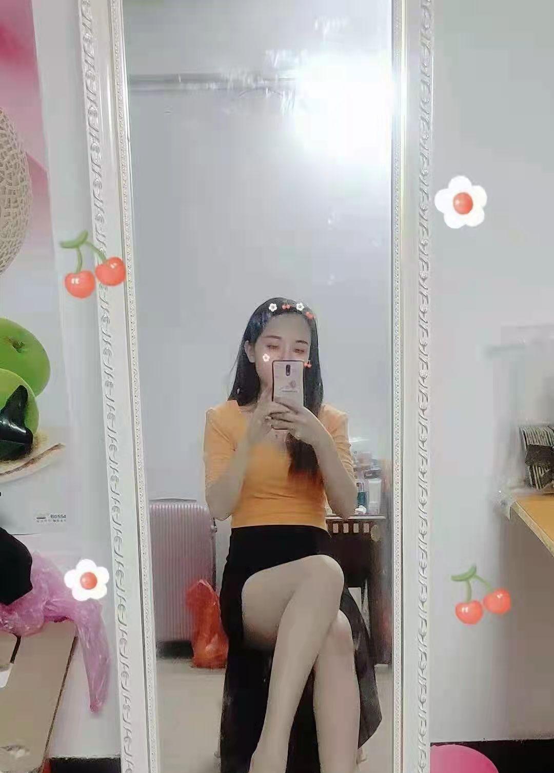 体验一个东莞正货大美女小叶