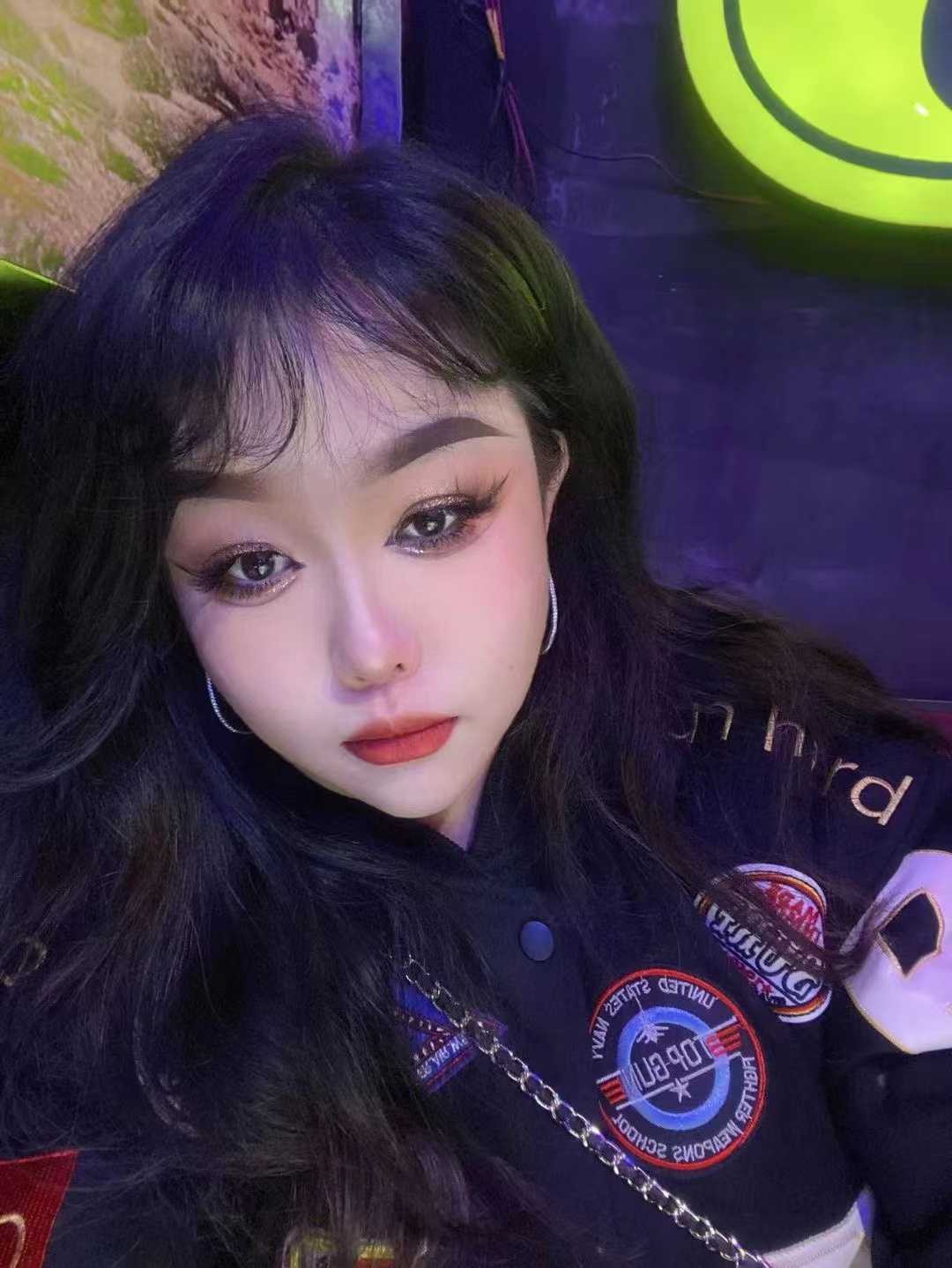 年轻的妹子，服务一级棒