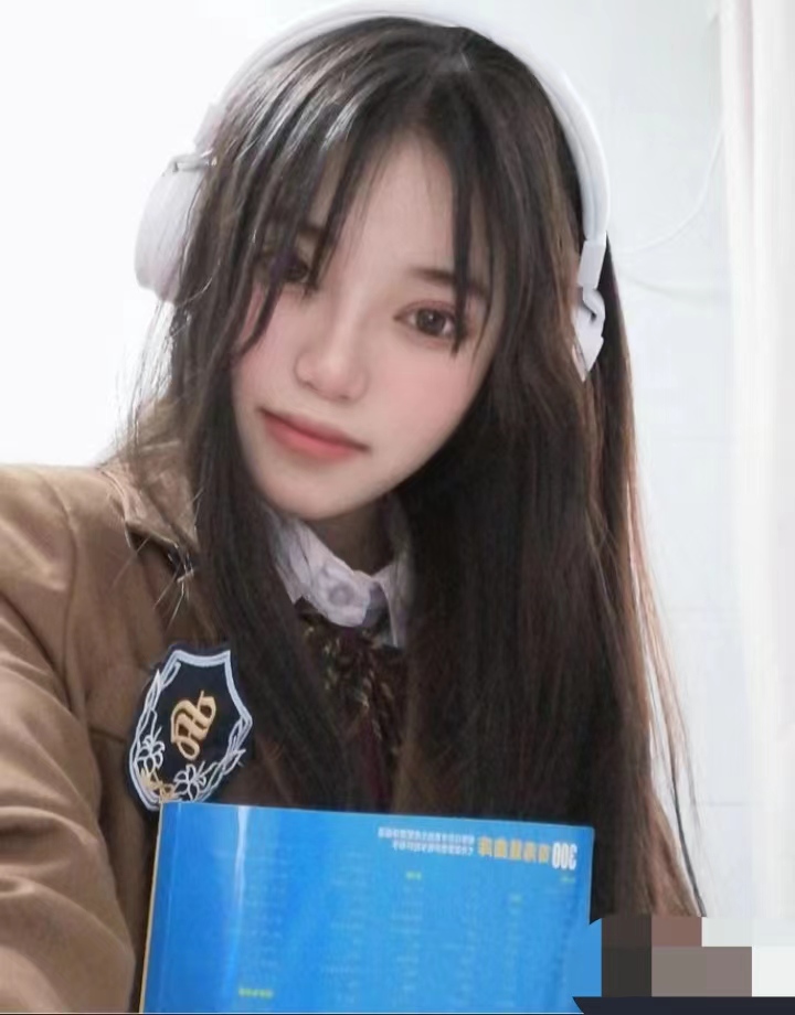 jk制服很多的一个楼凤