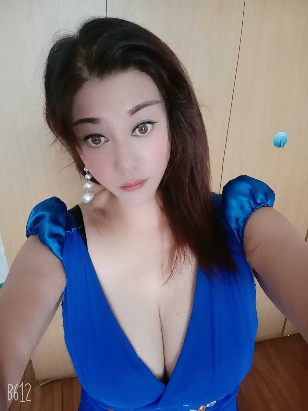 姑苏巨乳性感丰满美美