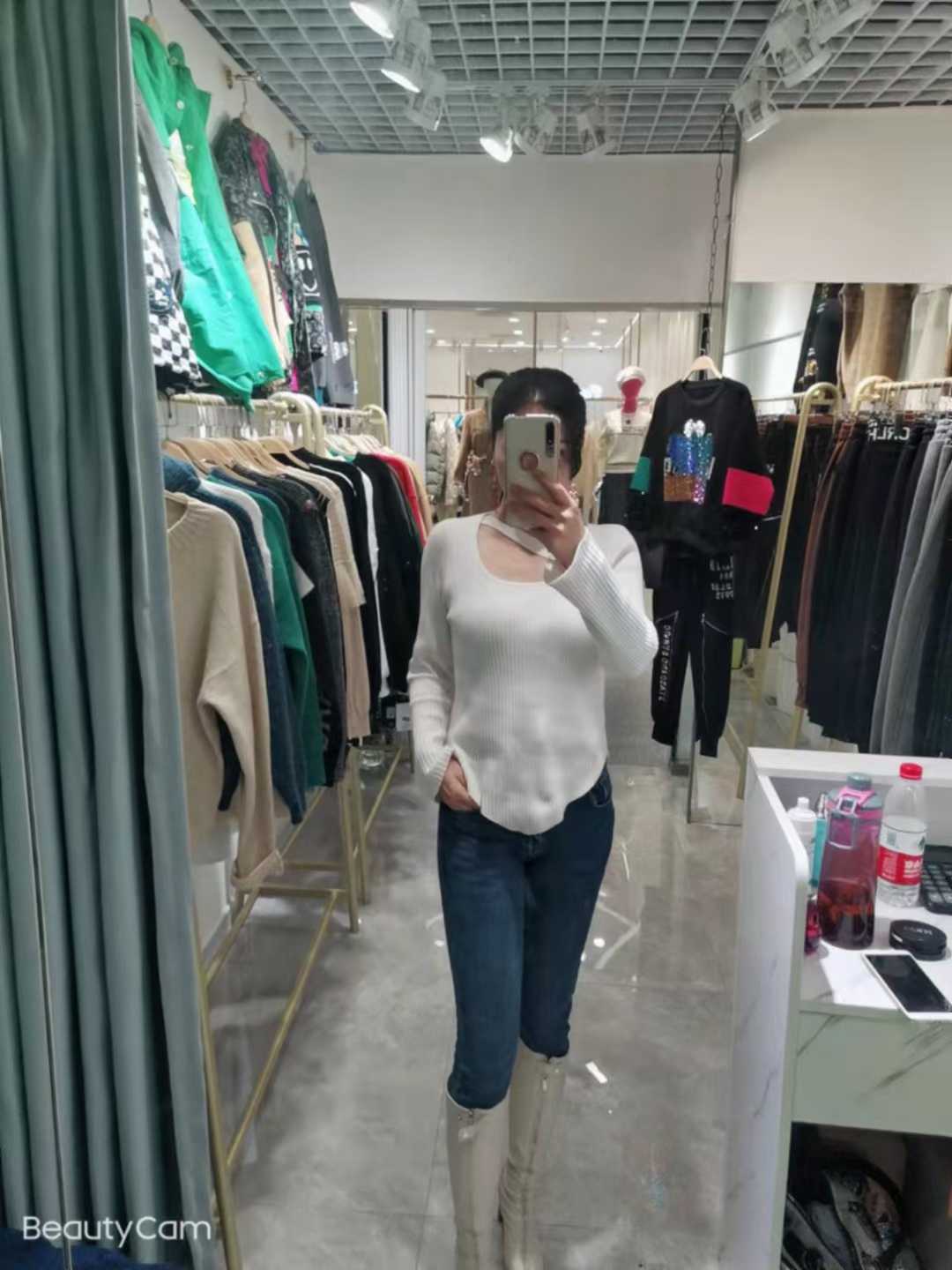 可以上门 成熟风sao 就是不能过夜 自己是做服装店的