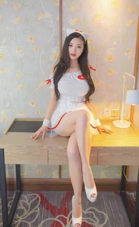 制服超级多的妹子