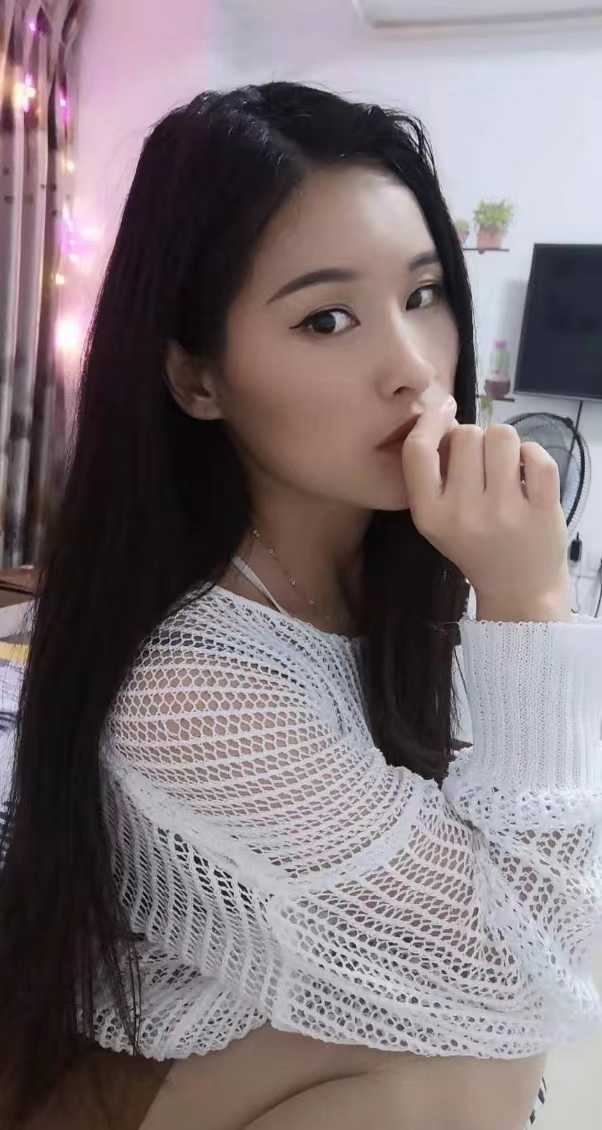 很会夹的一个少妇