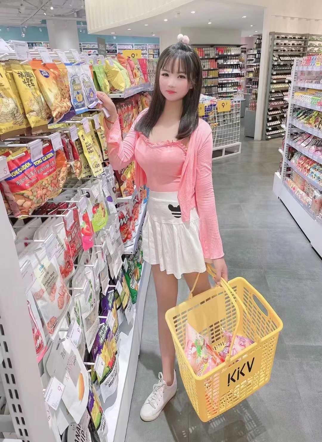 大长腿jk学妹，粉嫩多水，喜欢69