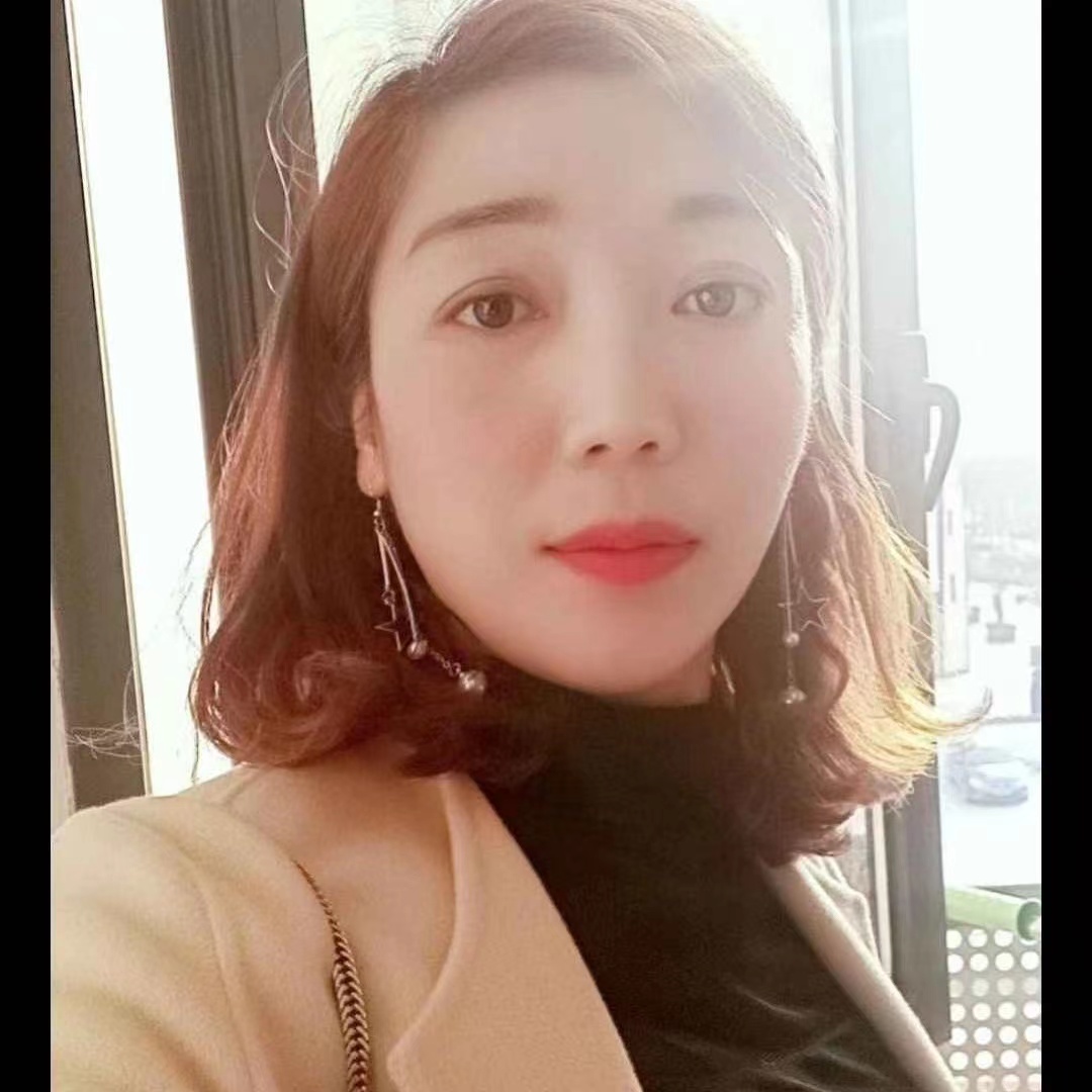 我四川人，一个在杭州打工的，空的时候时不时出来约会，希望找一