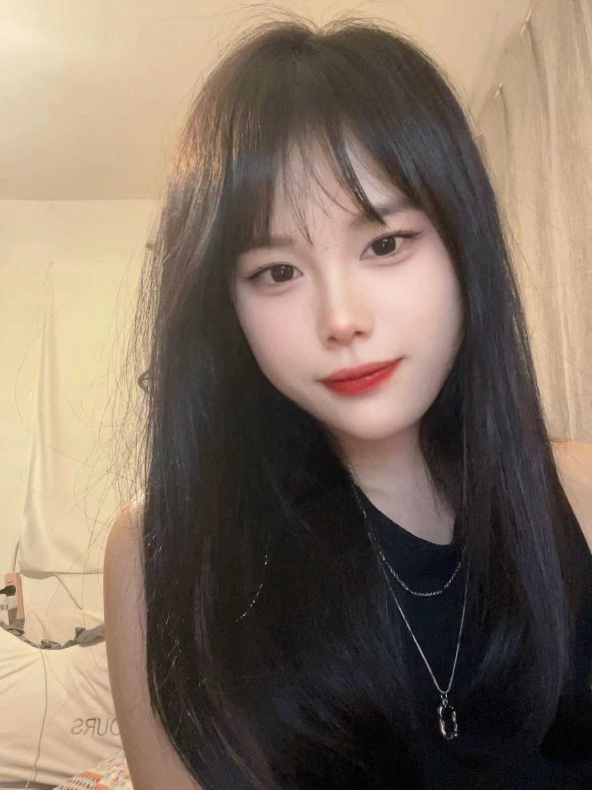 年纪轻轻，玩的很开，服务态度也很好