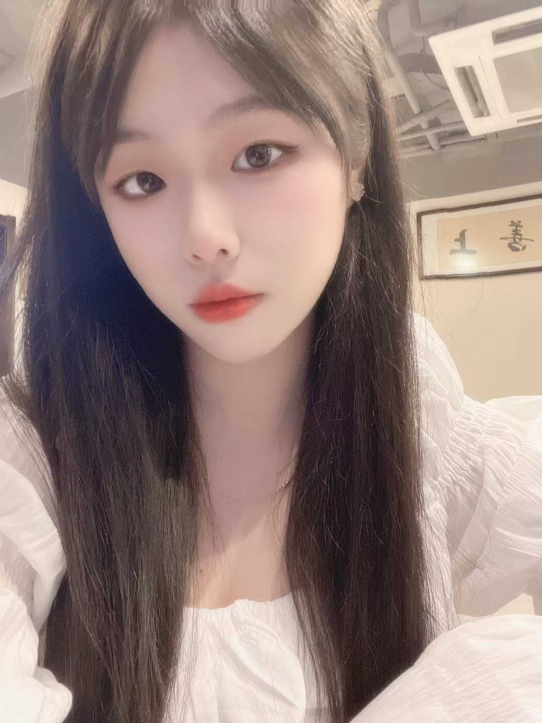 在我家附近约的白净的妹纸