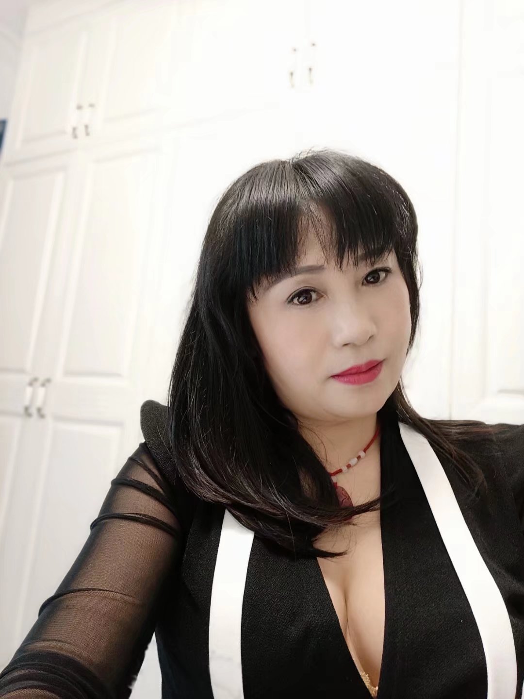 柳南区万达附近蓝姐